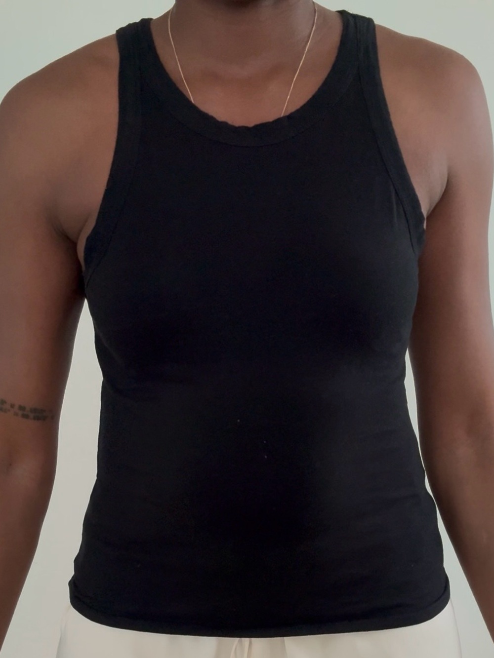 CO Essential Black Tank Top - Sleek Everyday Staple